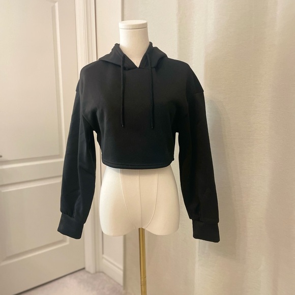 Black Cropped Sweatshirt Hoodie - Picture 1 of 5